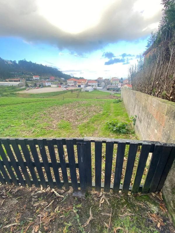 Działka na sprzedaż w Arteixo, A Coruña photo 1