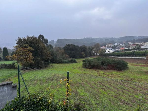 Terreno en calle da Fraternidade, 19 photo