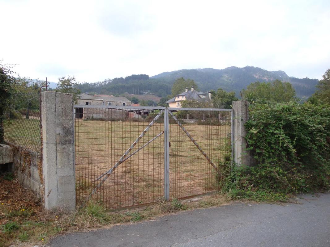Terreno en venta en Culleredo, A Coruña photo 1