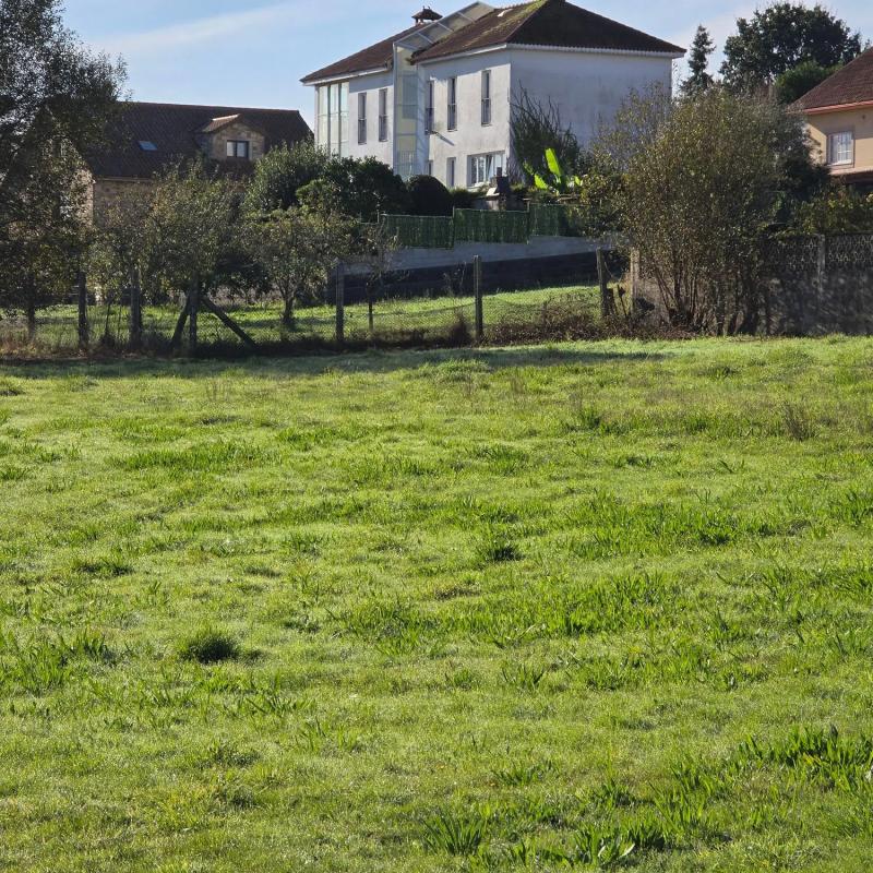 Działka na sprzedaż w Abegondo, A Coruña photo 3