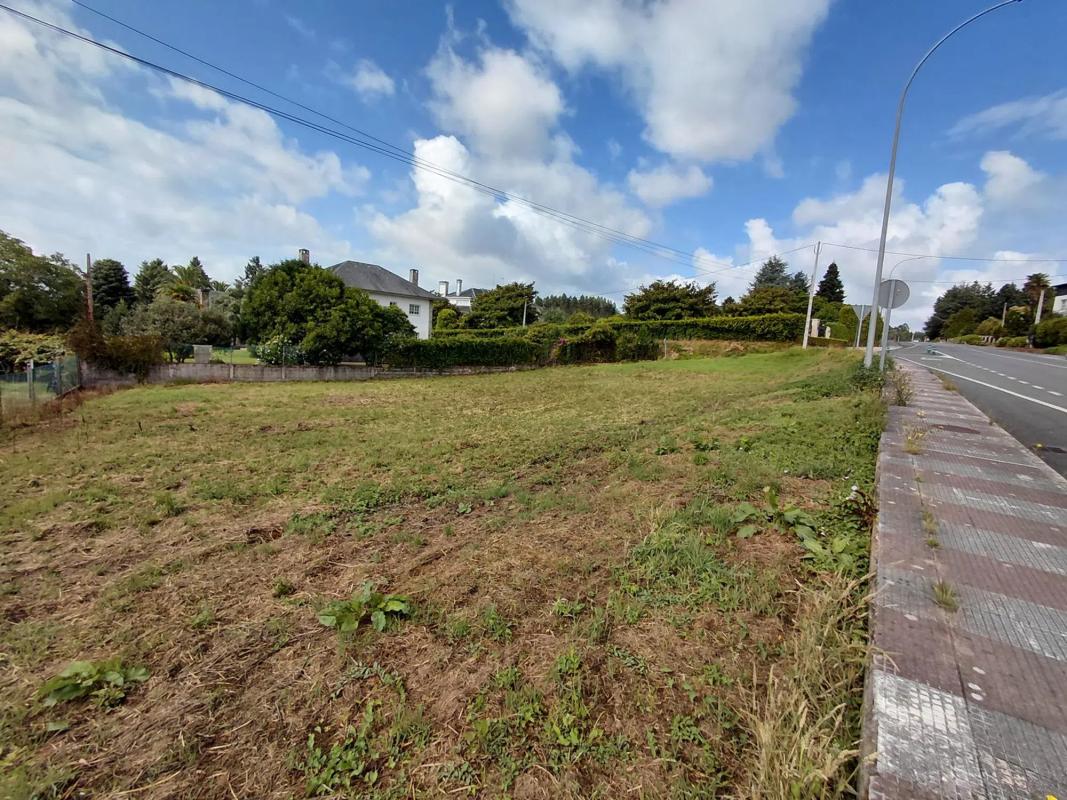 Land for sale in Bergondo, A Coruña photo 1