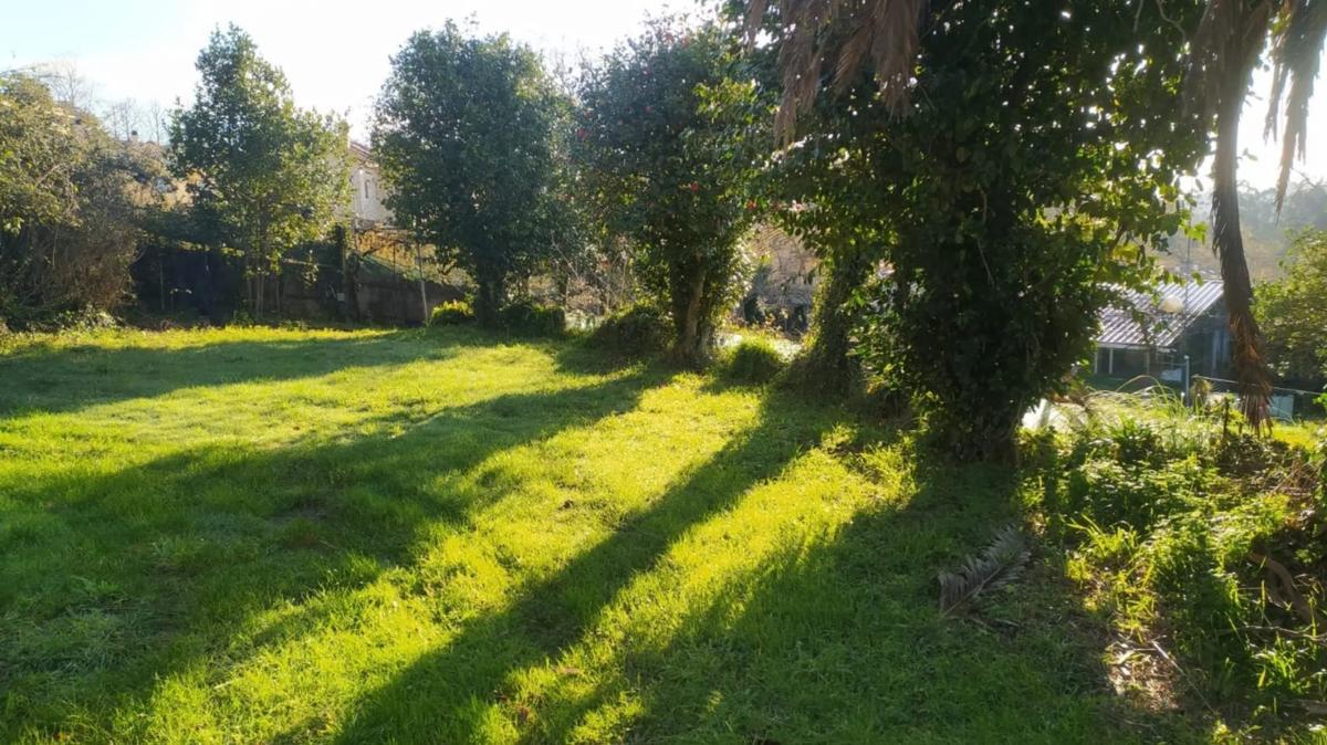 Terreno en venta en Oleiros, A Coruña photo 2