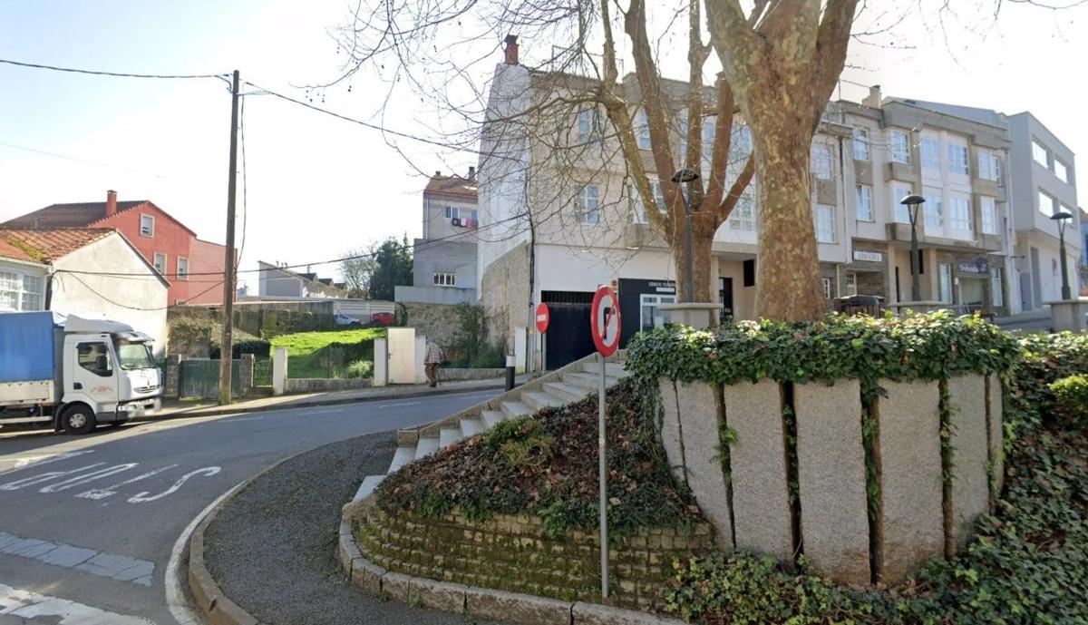 Terreno en venta en Oleiros, A Coruña photo 1