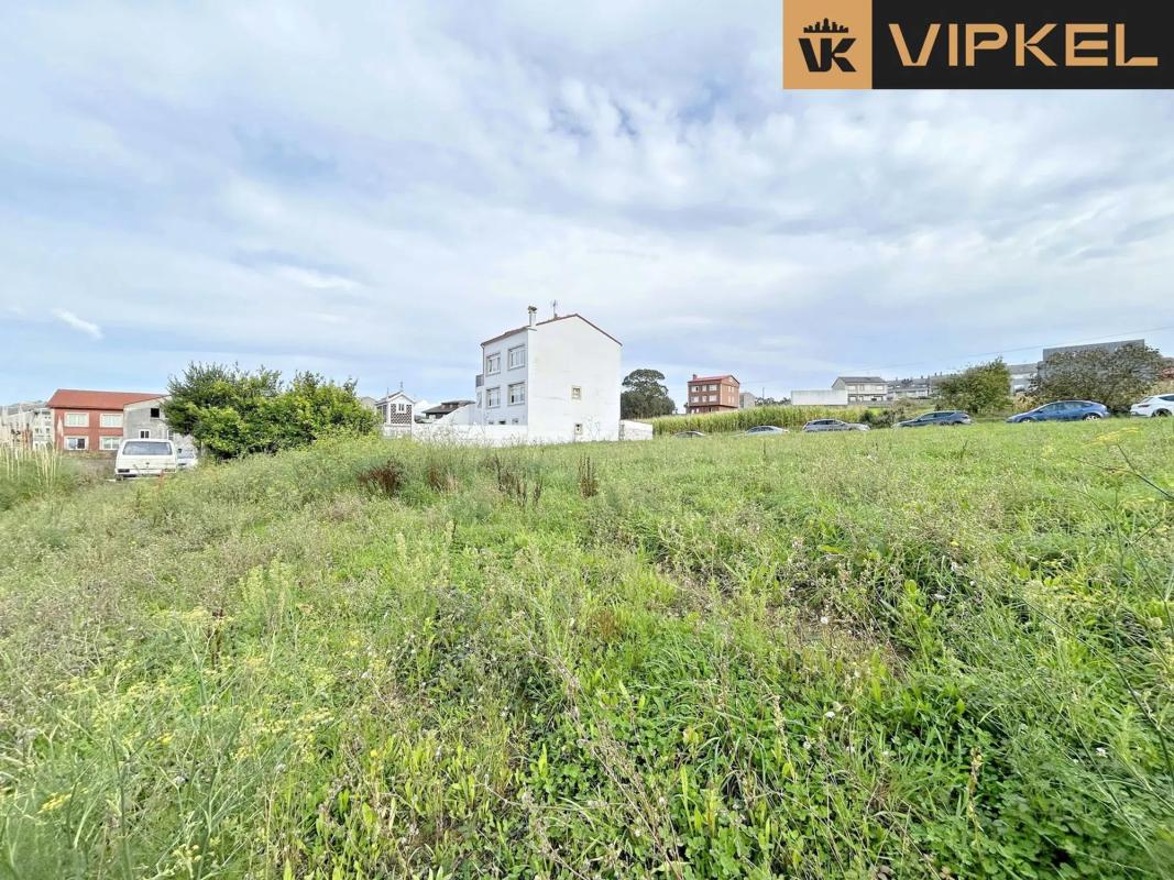 Terreno en venta en Arteixo, A Coruña photo 2