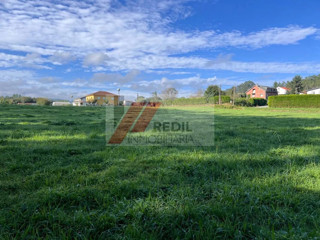 Terreno en venta en Abegondo, A Coruña photo 2
