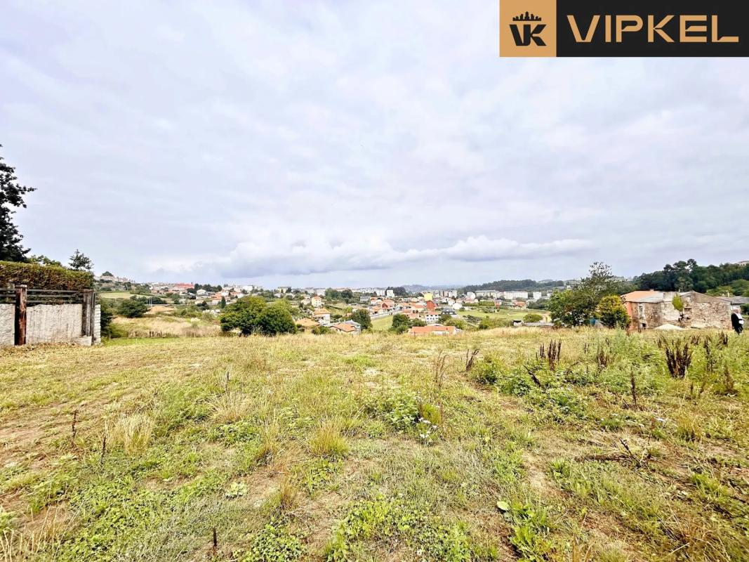Terreno en venta en Culleredo, A Coruña photo 2