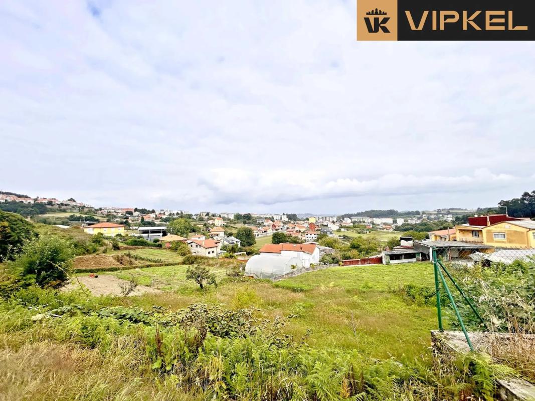 Terreno en venta en Culleredo, A Coruña photo 4
