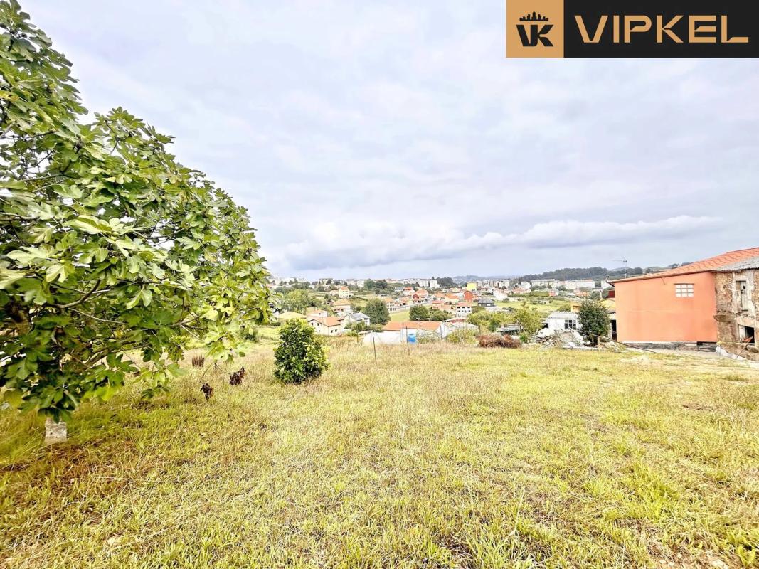 Terreno en venta en Culleredo, A Coruña photo 3