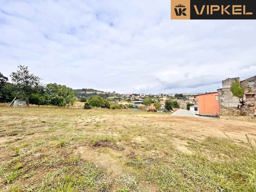 Terreno en venta en Culleredo, A Coruña photo 4