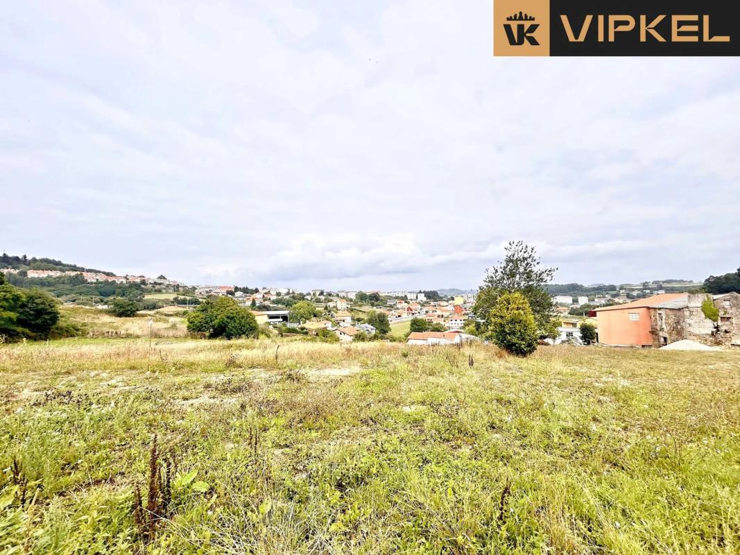 Terreno en venta en Culleredo, A Coruña photo 3