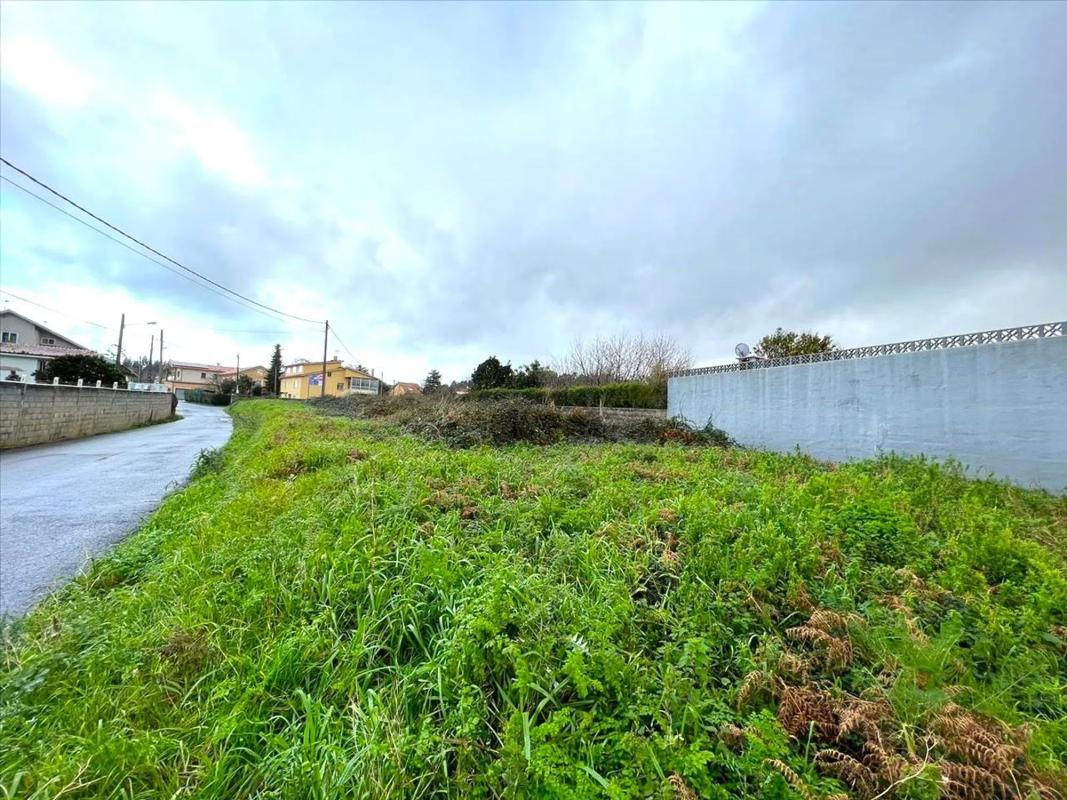 Terreno en venta en Oleiros, A Coruña photo 2