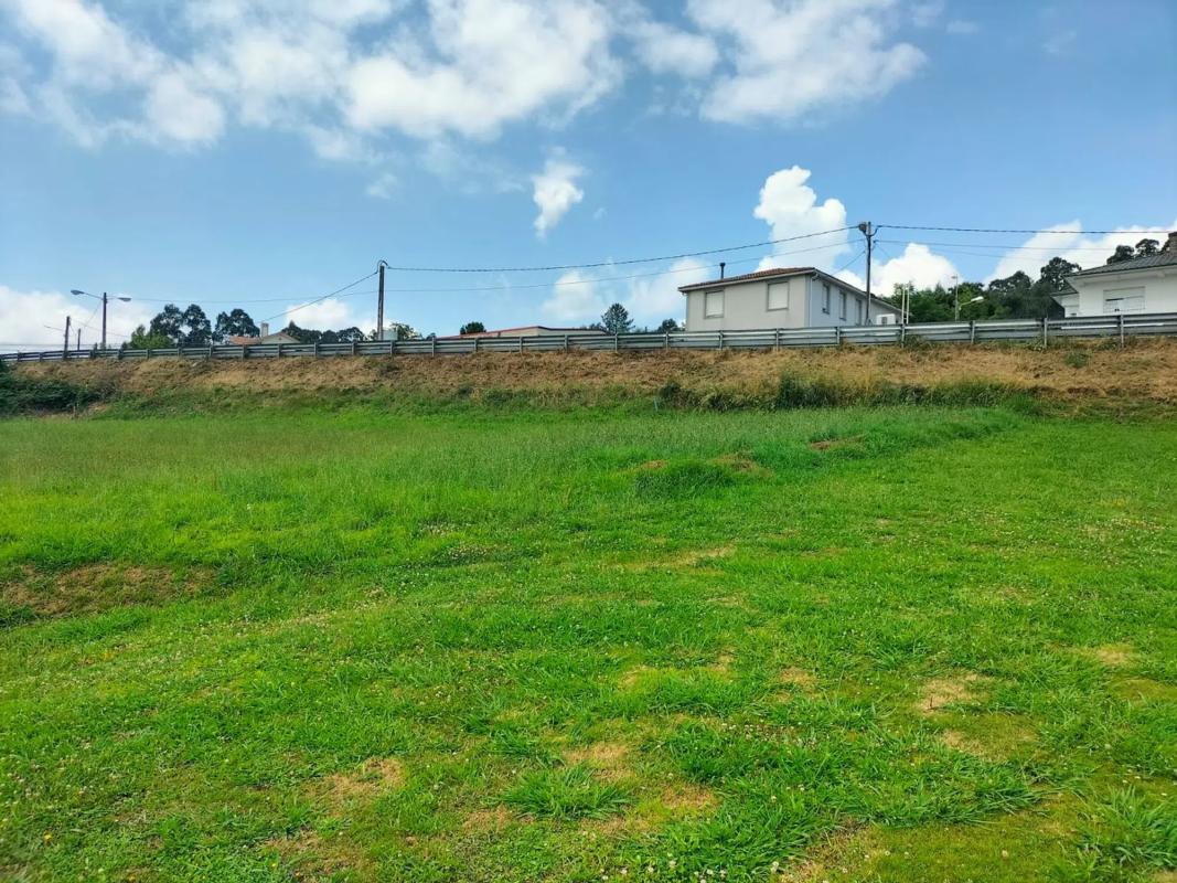 Działka na sprzedaż w Abegondo, A Coruña photo 2