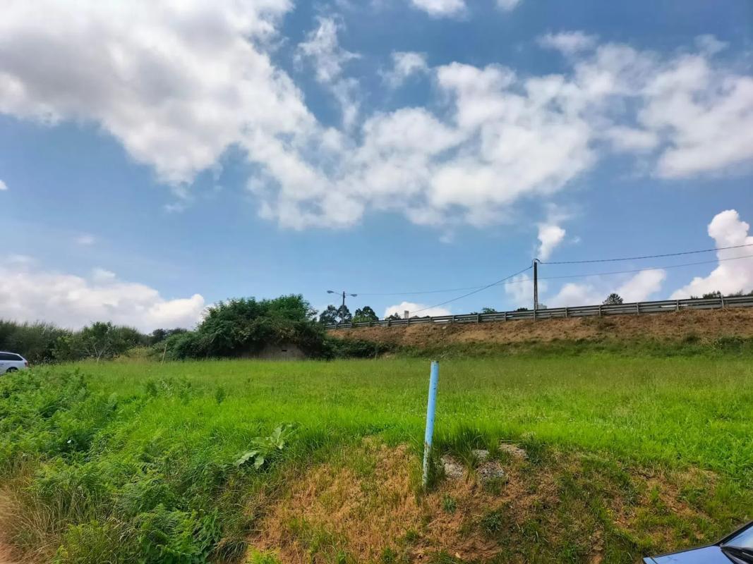 Działka na sprzedaż w Abegondo, A Coruña photo 5