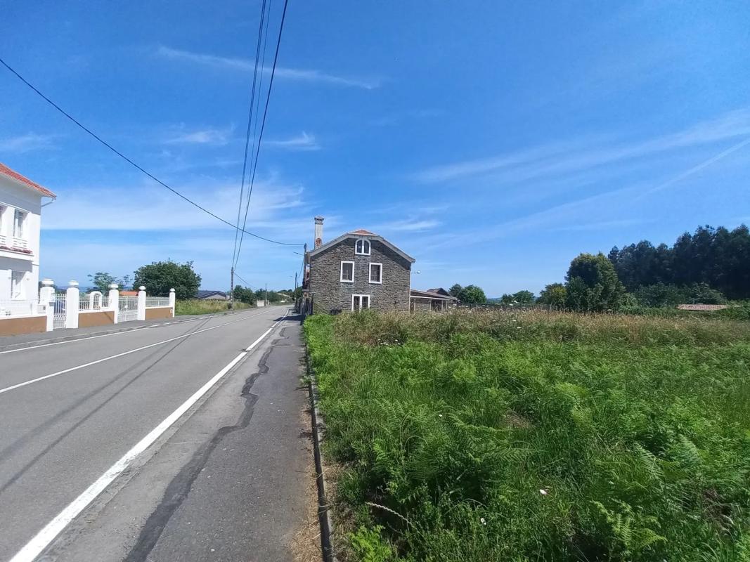 Land for sale in Bergondo, A Coruña photo 1