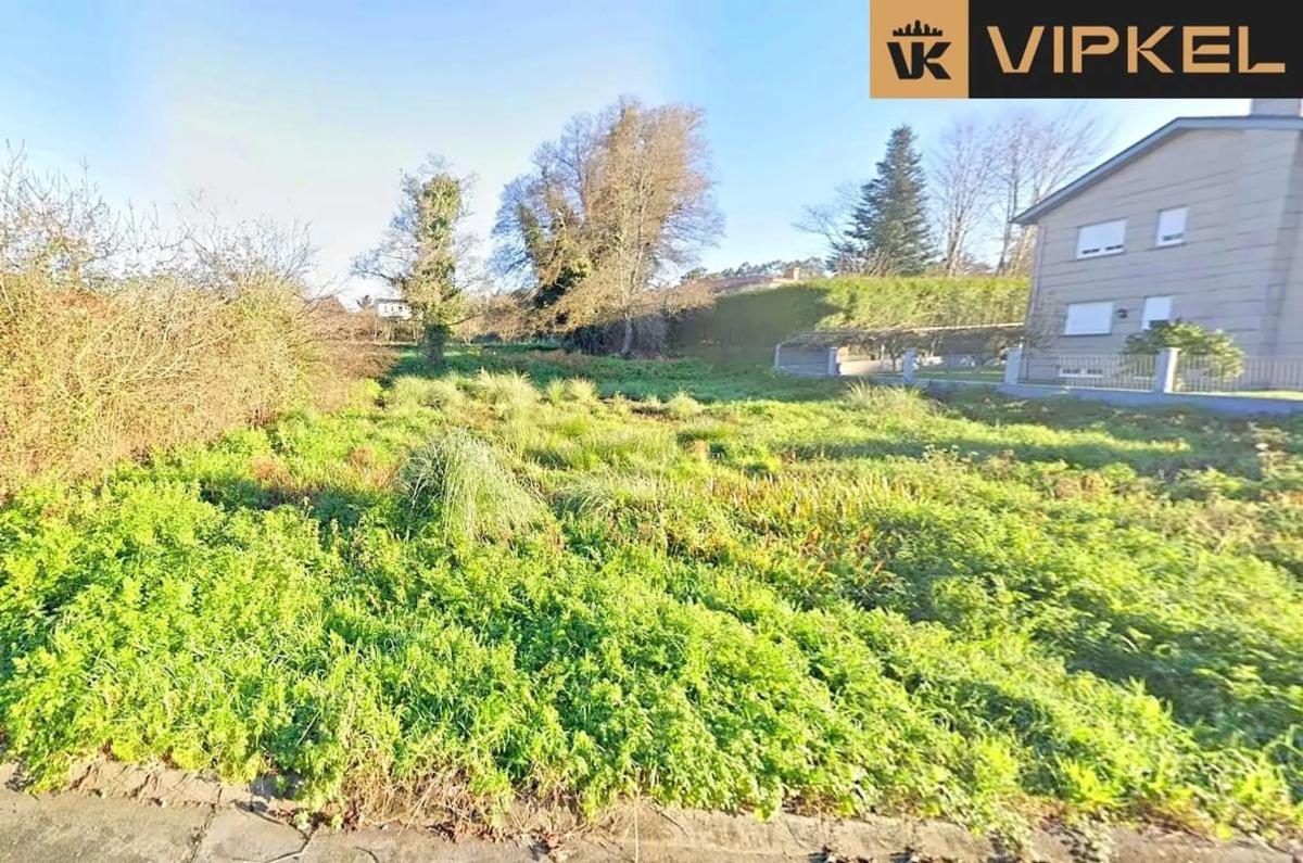 Terreno en venta en Oleiros, A Coruña photo 3