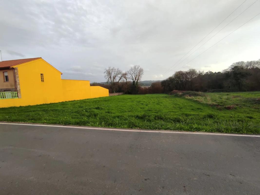 Terreno en venta en Oleiros, A Coruña photo 3