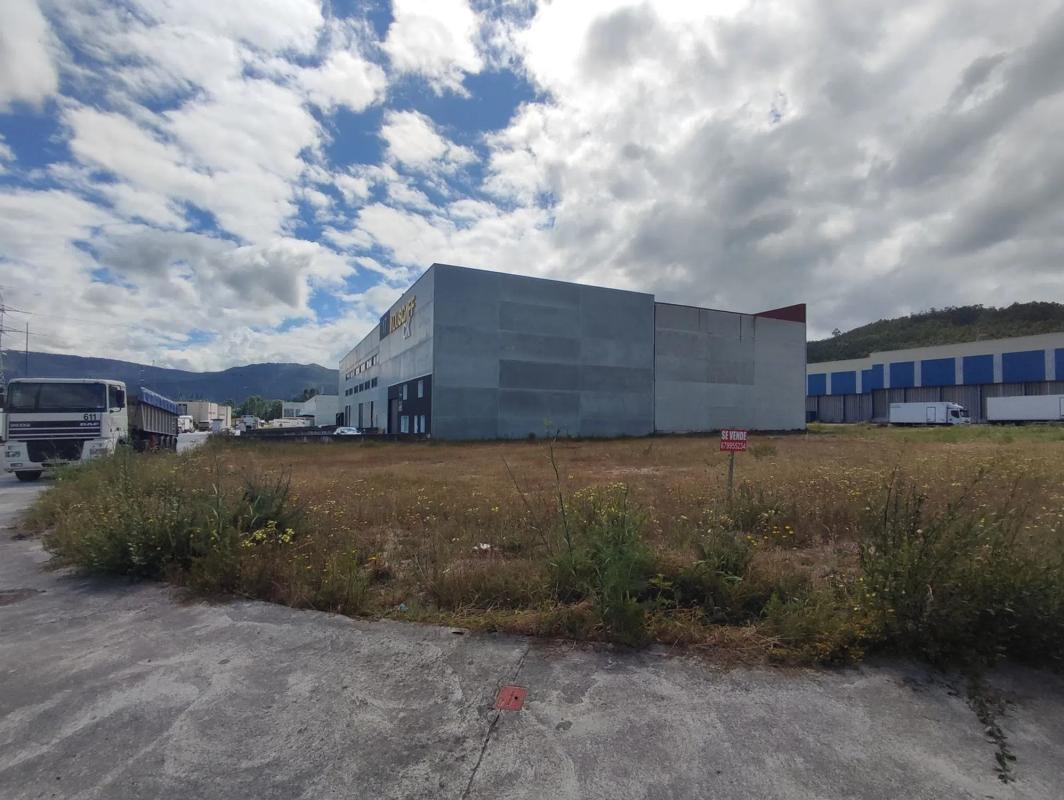 Terreno en venta en Culleredo, A Coruña photo 5