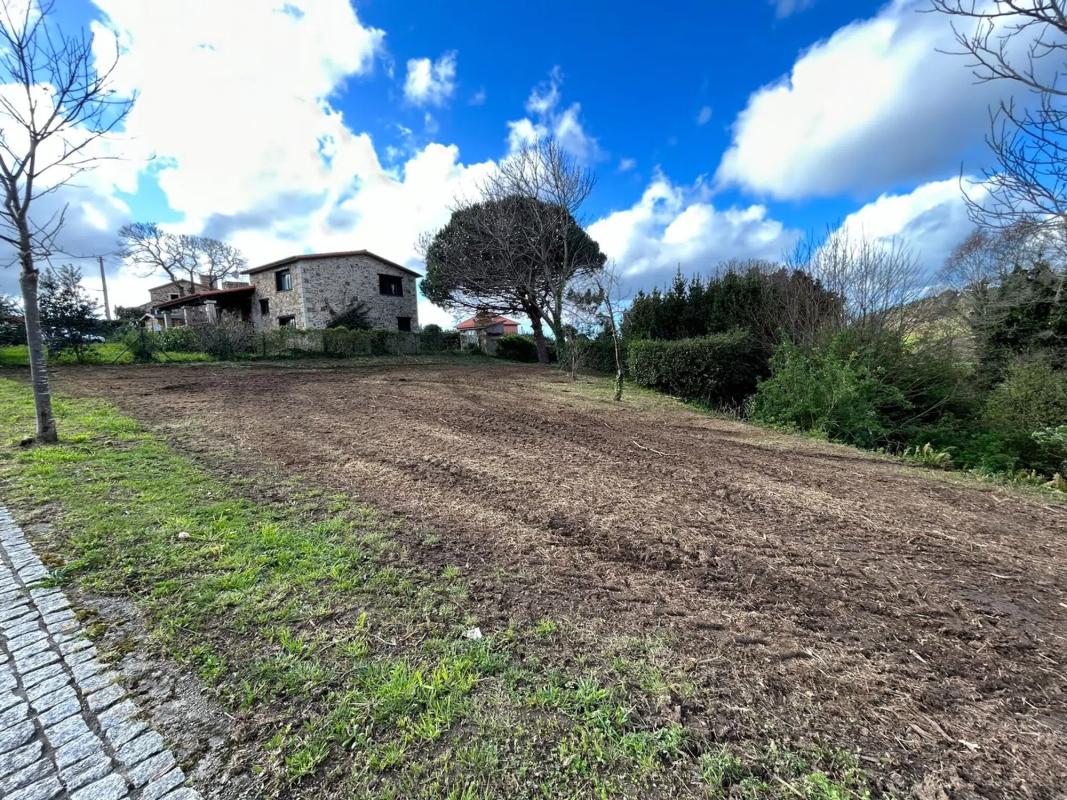 Działka na sprzedaż w Arteixo, A Coruña photo 2