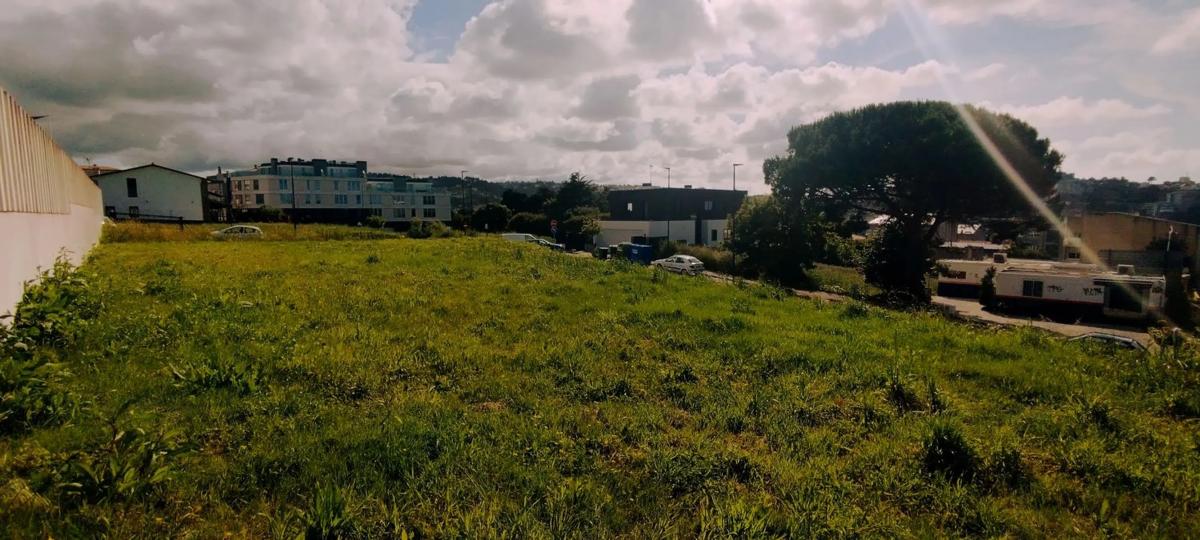 Terreno en venta en Oleiros, A Coruña photo 5