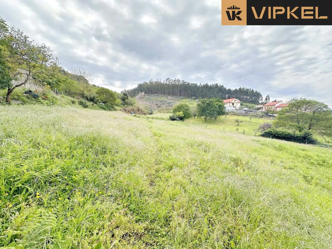 Działka na sprzedaż w Arteixo, A Coruña photo 3