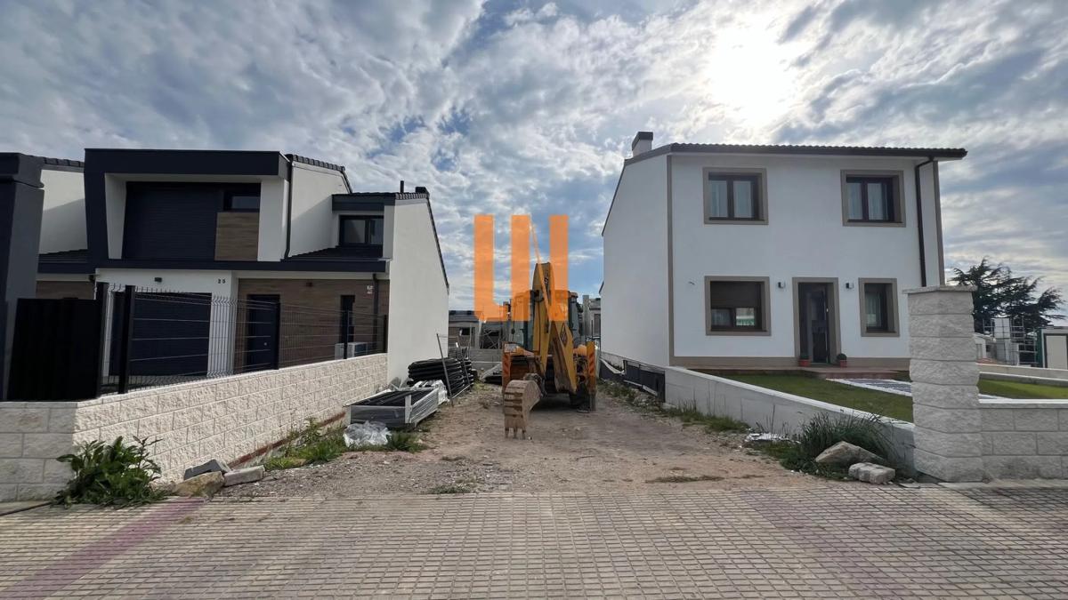 Land for sale in Culleredo, A Coruña photo 4