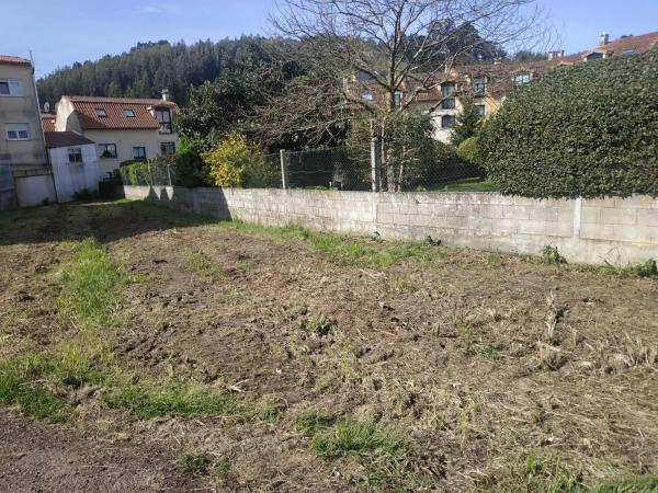 Terreno en calle Andrés Gaos, 17 photo