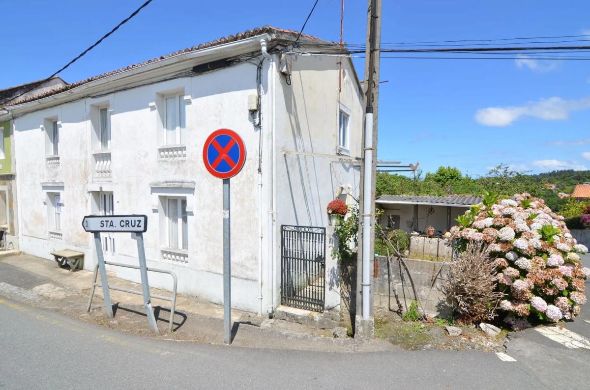 Land for sale in Oleiros, A Coruña photo 1