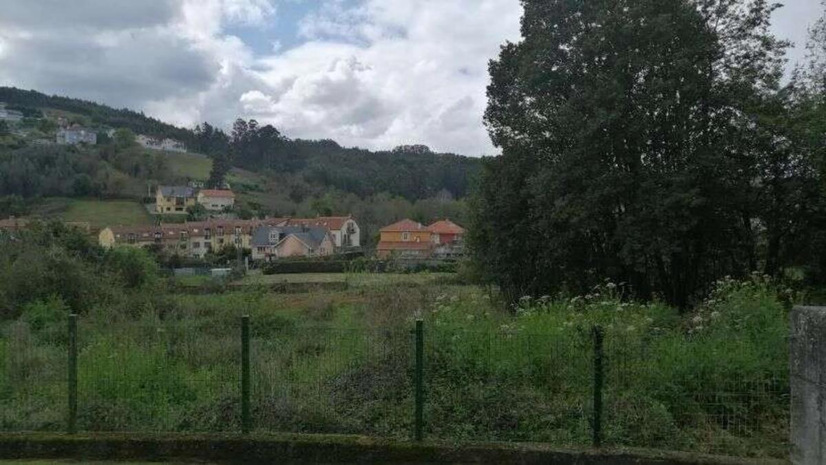 Terreno en venta en Culleredo, A Coruña photo 3