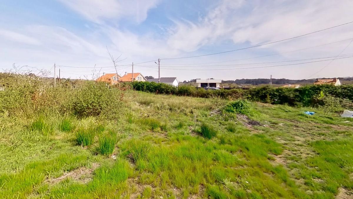 Terreno en venta en Oleiros, A Coruña photo 5