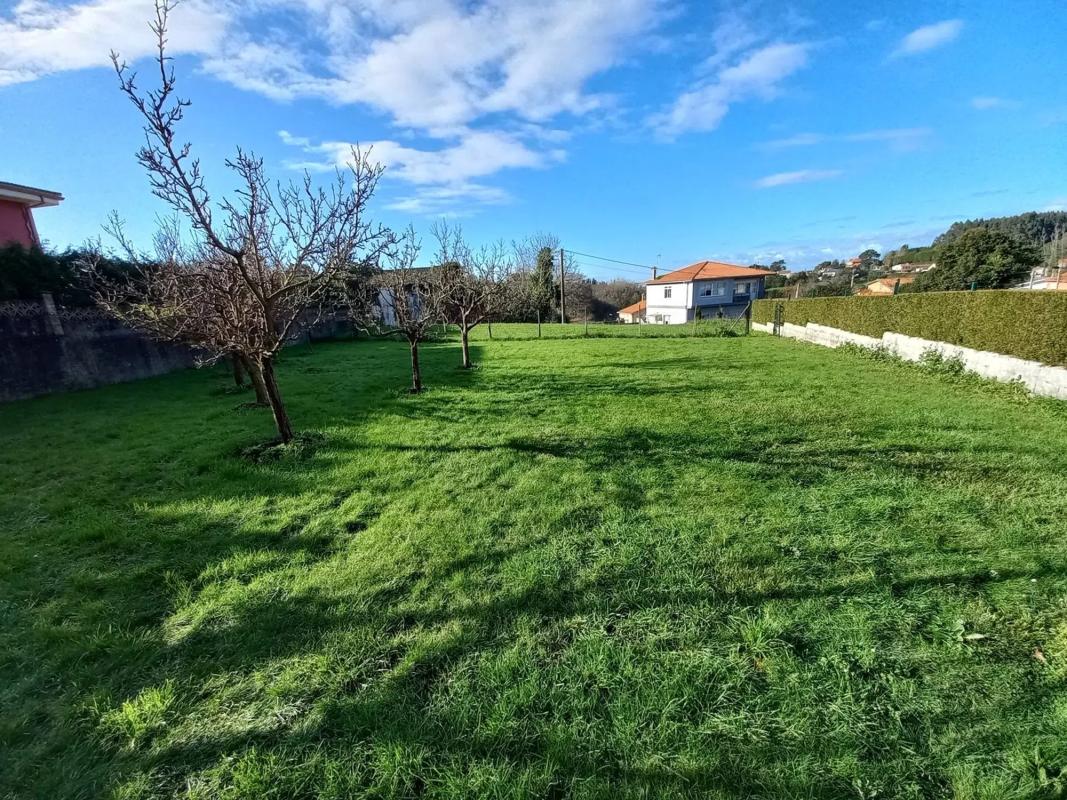 Terreno en venta en Oleiros, A Coruña photo 4