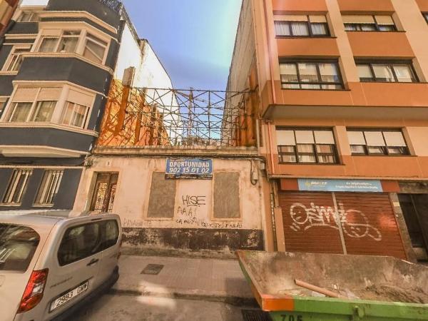 Terreno en calle Cardenal Cisneros, 9 photo 1