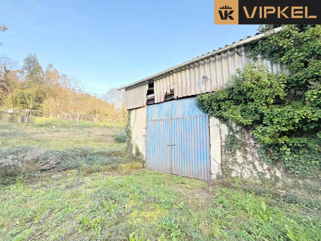 Terreno en venta en Cambre, A Coruña photo 3