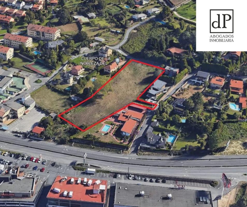 Terreno en venta en Oleiros, A Coruña photo 3