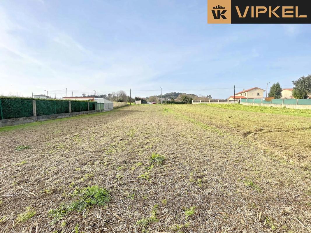Terreno en venta en Culleredo, A Coruña photo 4