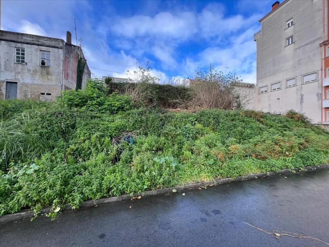 Działka na sprzedaż w Arteixo, A Coruña photo 3