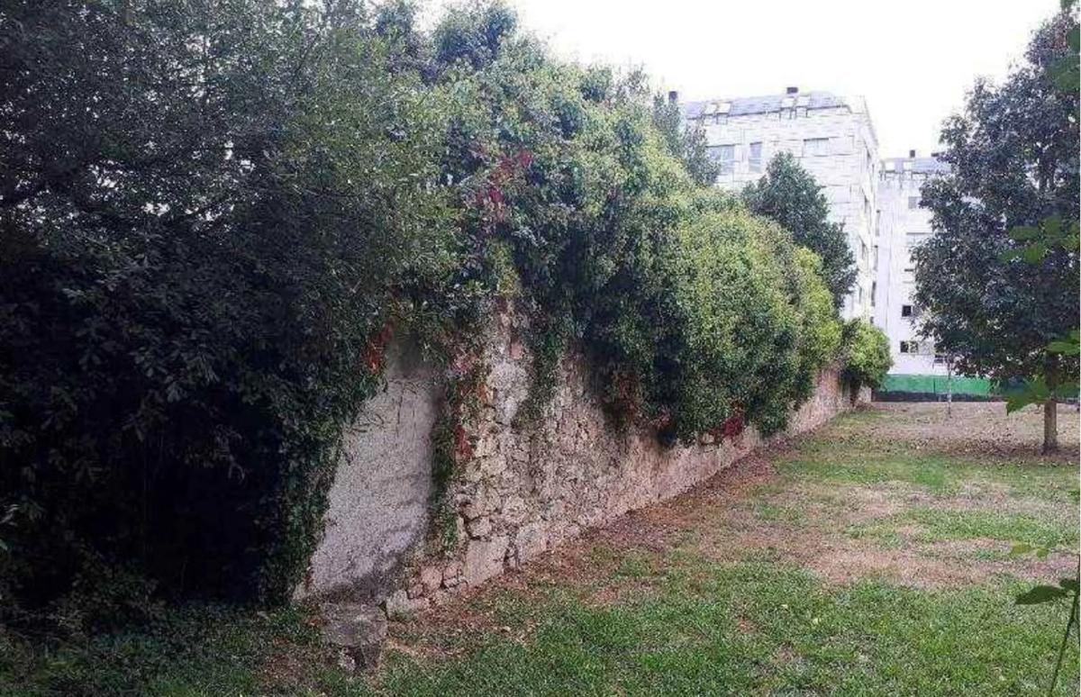 Terreno en venta en Culleredo, A Coruña photo 4