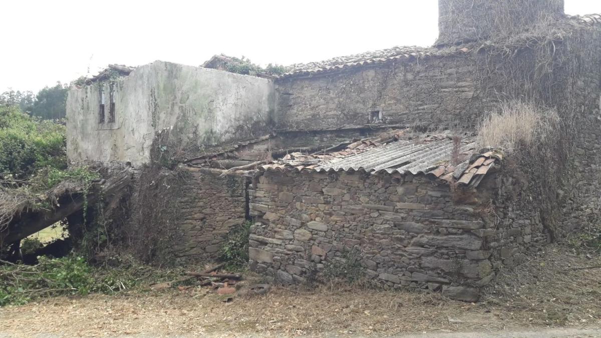 Land for sale in Abegondo, A Coruña photo 3