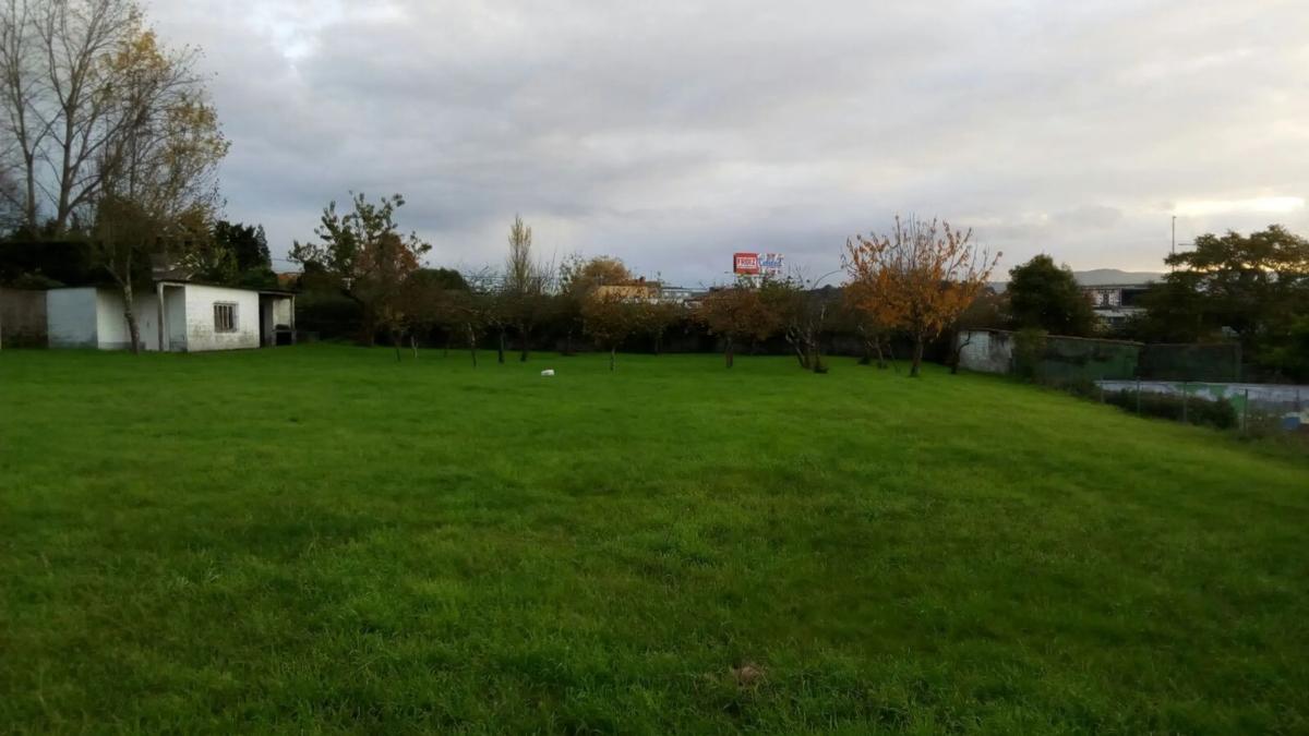 Terreno en venta en Oleiros, A Coruña photo 3