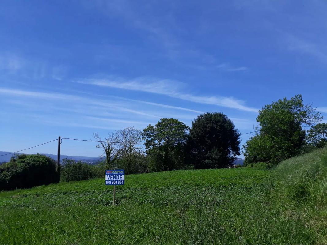Terreno en venta en Oleiros, A Coruña photo 4
