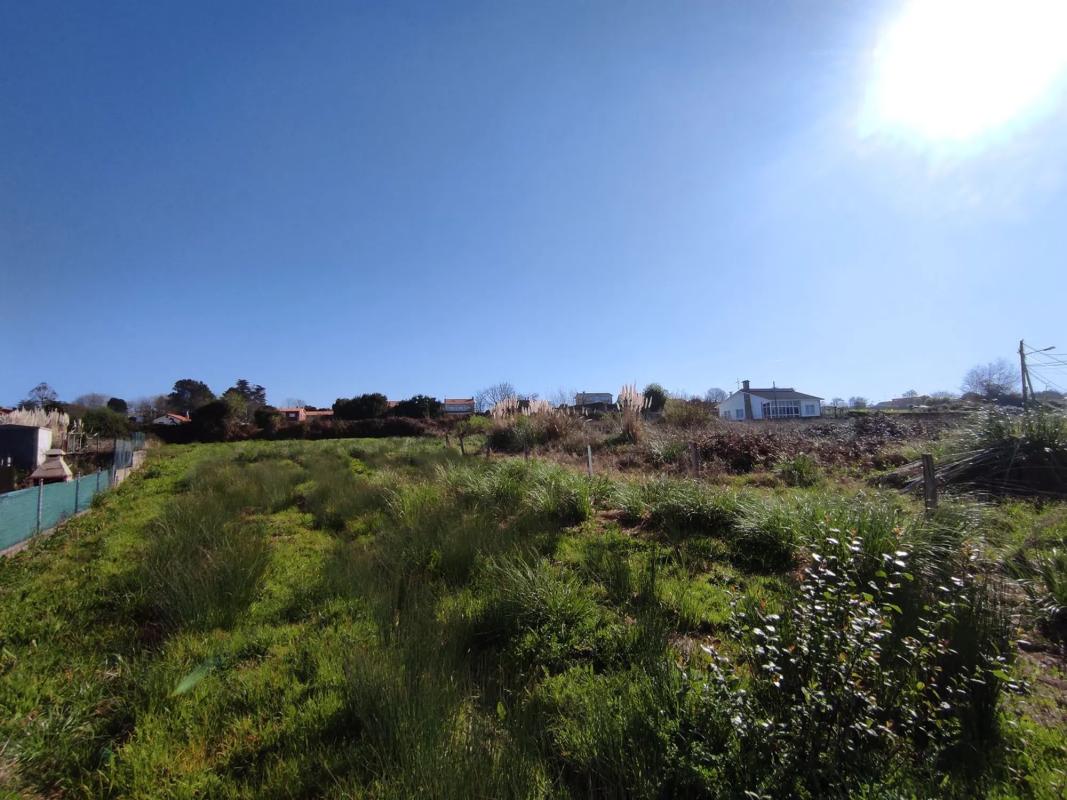 Terreno en venta en Oleiros, A Coruña photo 4