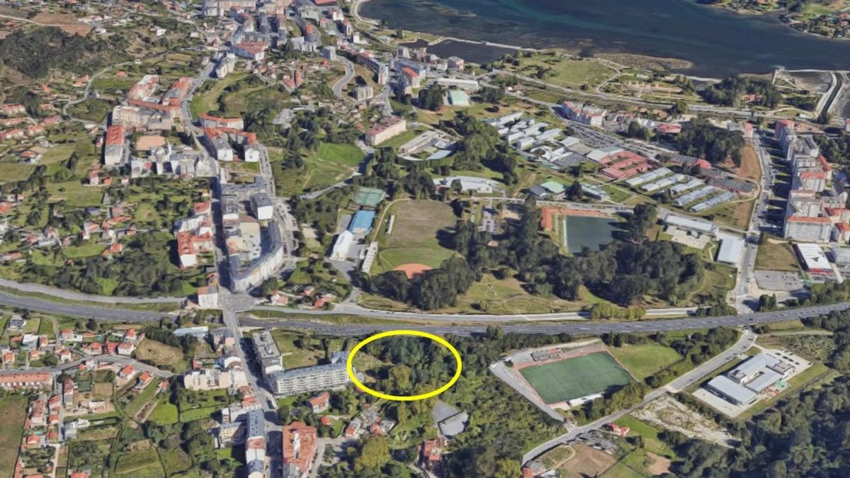 Terreno en venta en Culleredo, A Coruña photo 2