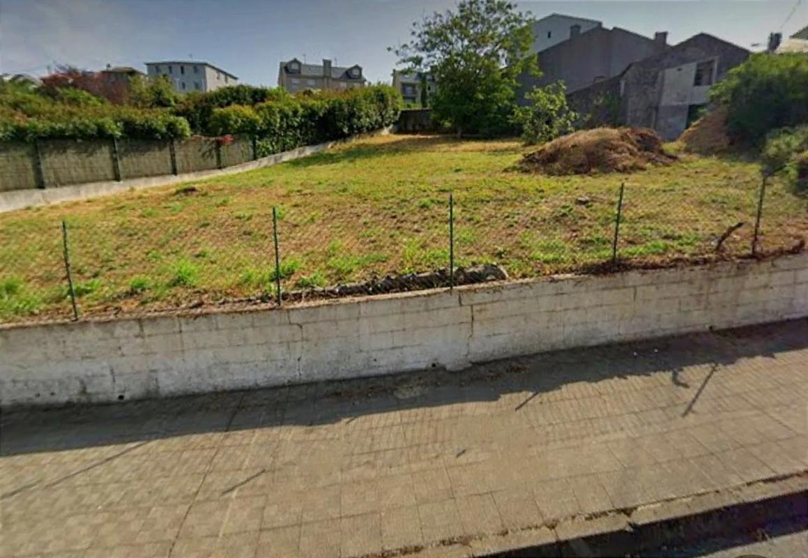 Terreno en venta en Oleiros, A Coruña photo 4