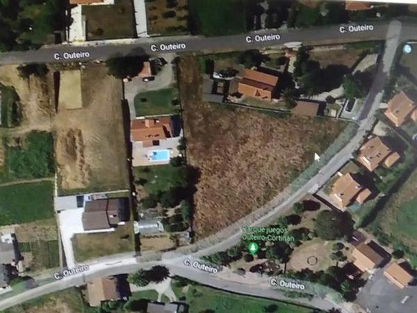 Terreno en calle outeiro-CORTIÑAN photo 1