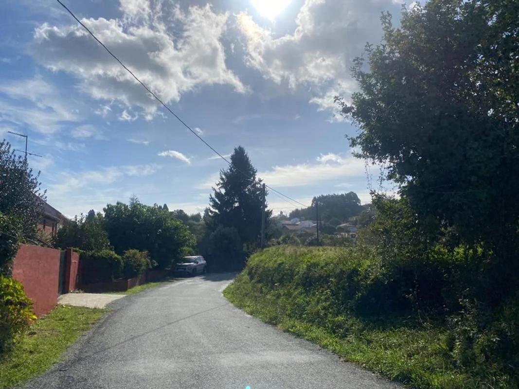 Terreno en venta en Bergondo, A Coruña photo 1