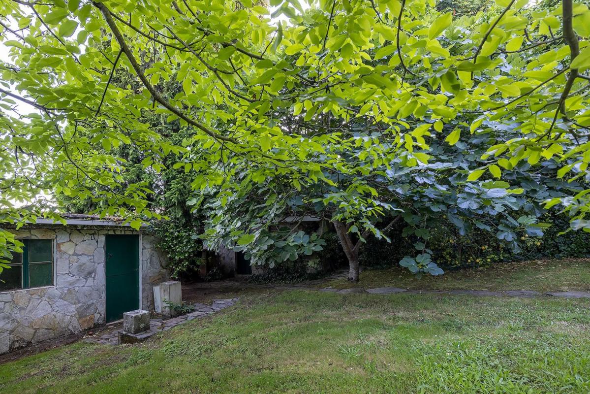 Terreno en venta en Oleiros, A Coruña photo 3