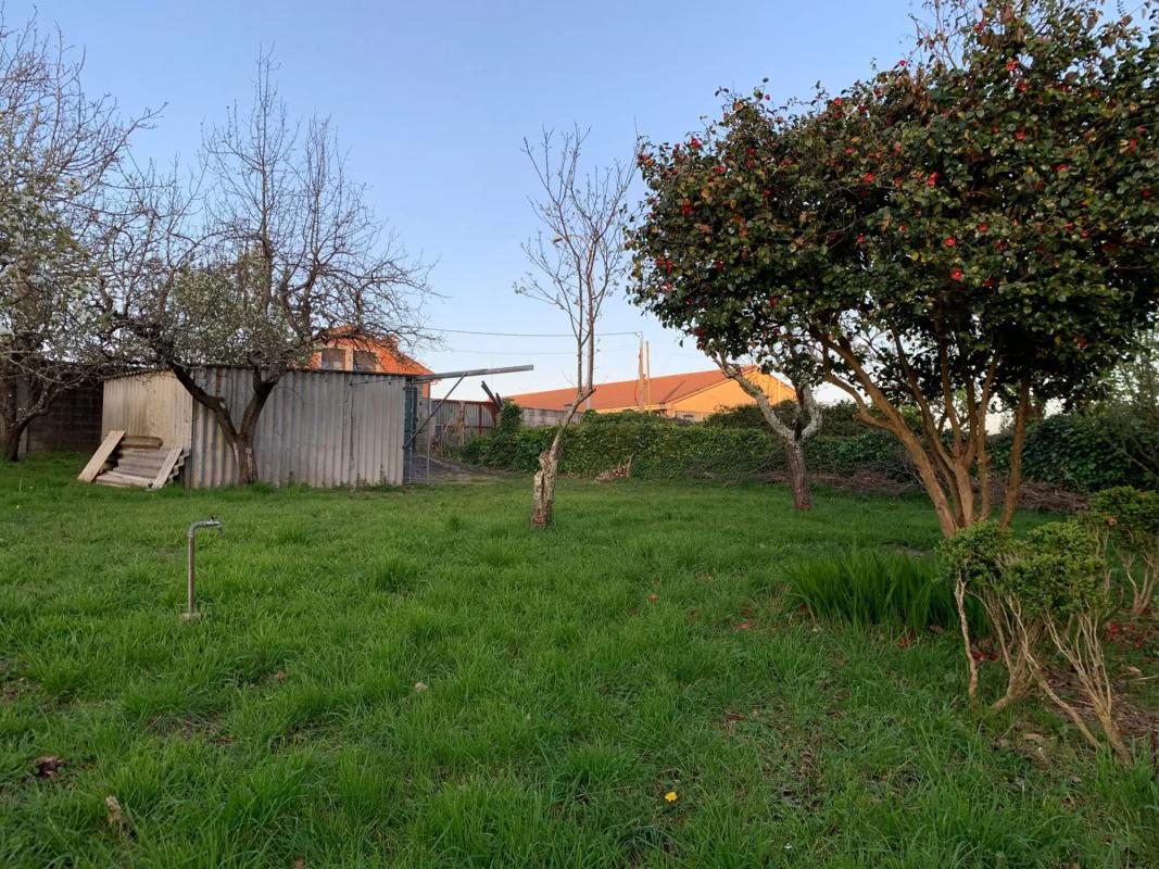 Terreno en venta en Carral, A Coruña photo 3