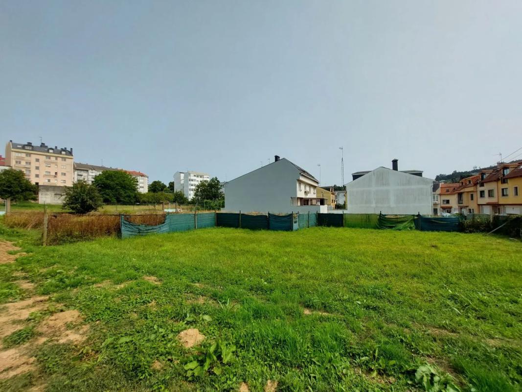 Terreno en venta en Culleredo, A Coruña photo 2