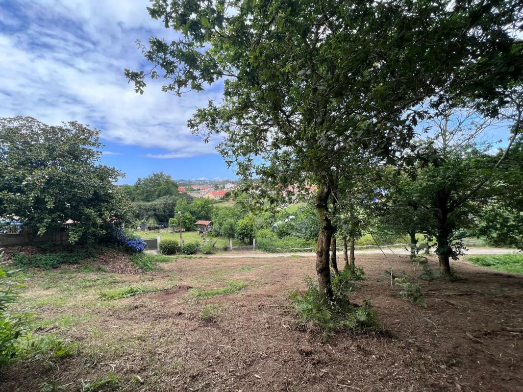 Terreno en venta en Oleiros, A Coruña photo 3