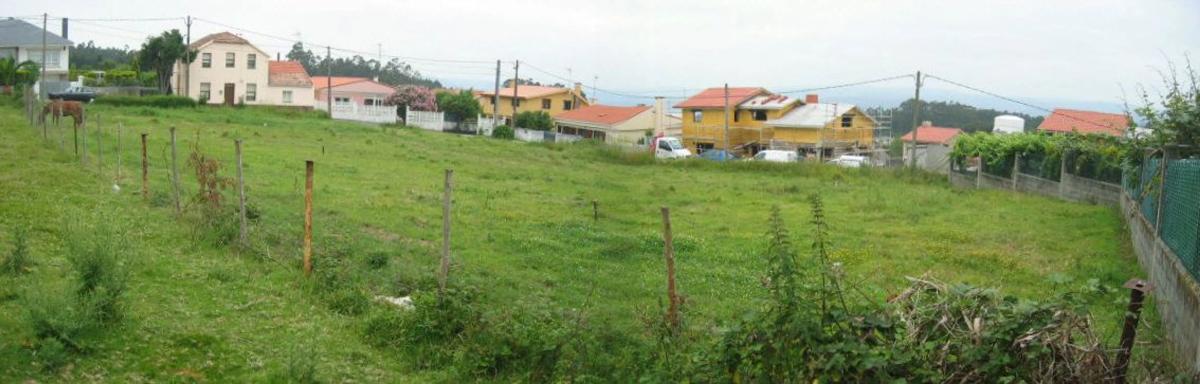 Terreno en venta en Oleiros, A Coruña photo 1