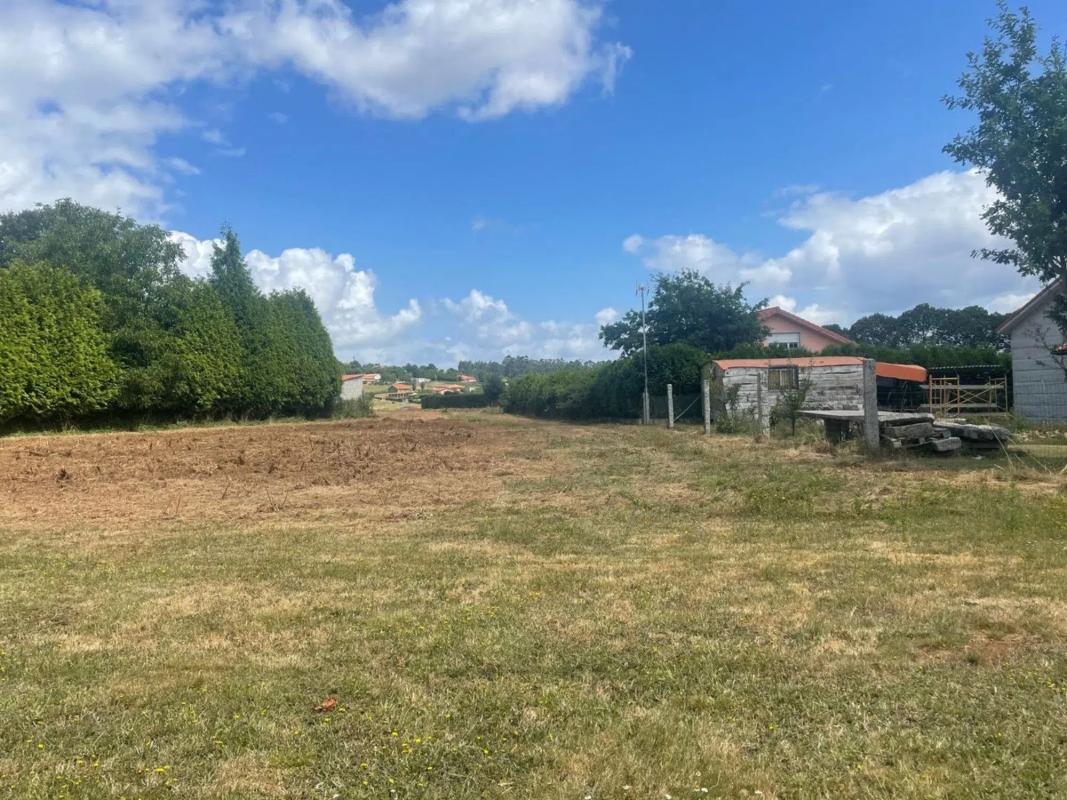 Terreno en venta en Abegondo, A Coruña photo 2